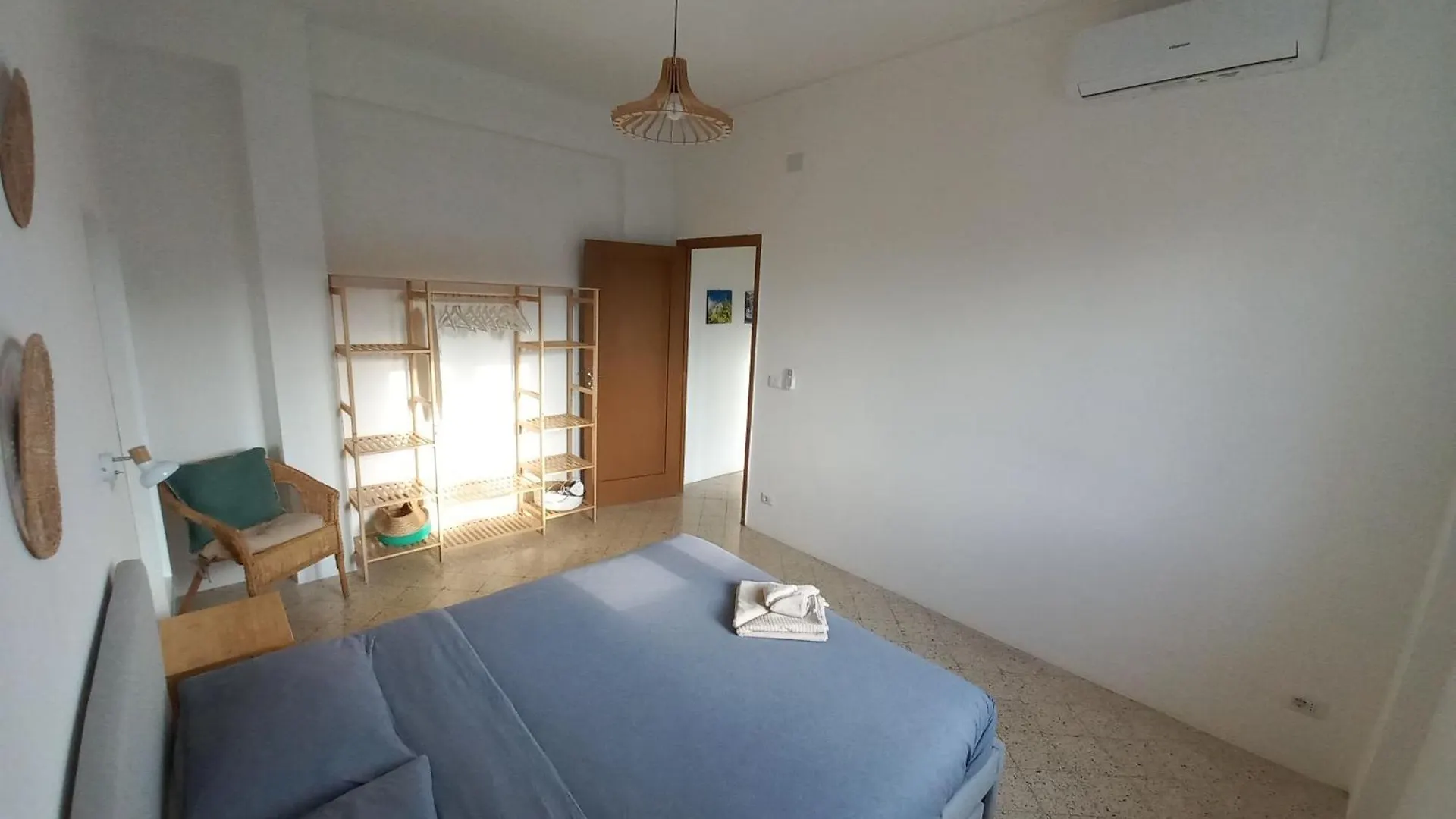 Spacious Apartment With Mountain Panorama Palermo