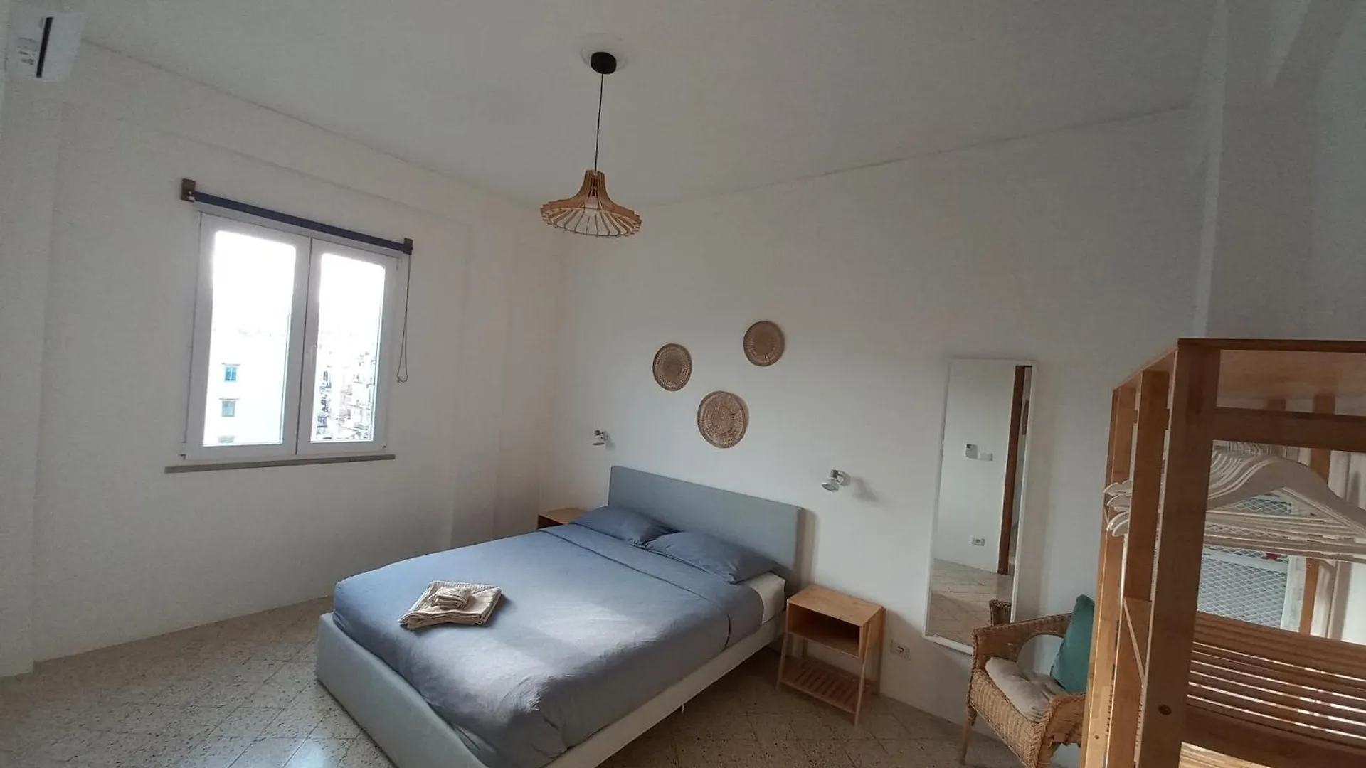 Spacious Apartment With Mountain Panorama Palermo