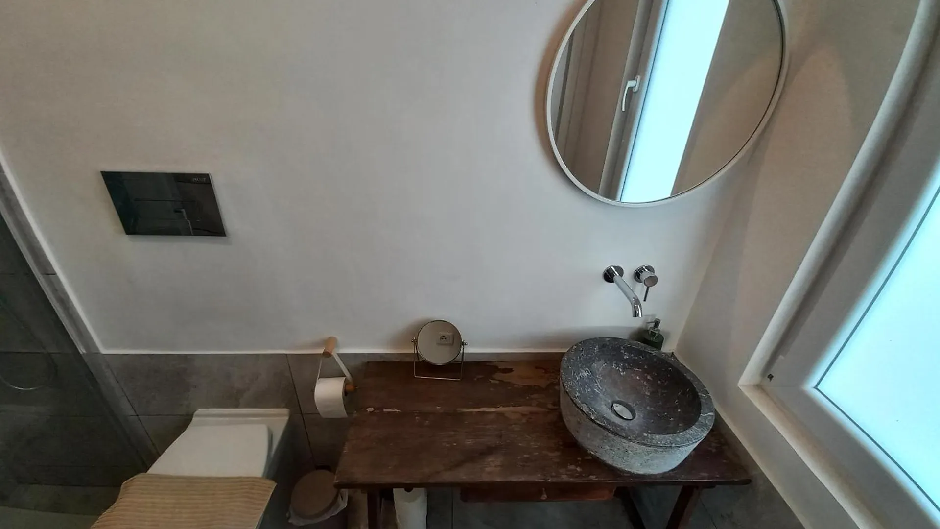 Spacious Apartment With Mountain Panorama Palermo Italy